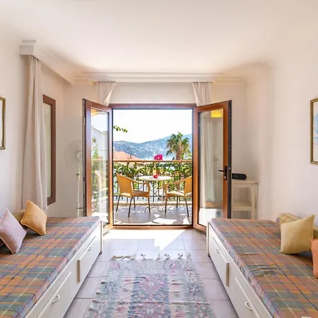 Korsan No.12 Apart Otel Kaş